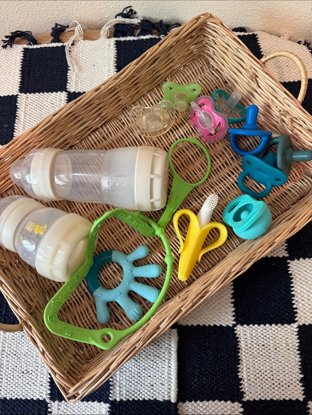 Assorted Kids Feeding and Soothing Set in Teal, Green, Yellow and Pink